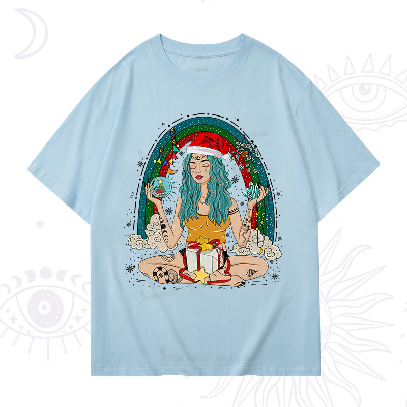 Purplehecate Christmas  I'm The Queen Of All My Dreams T-Shirt