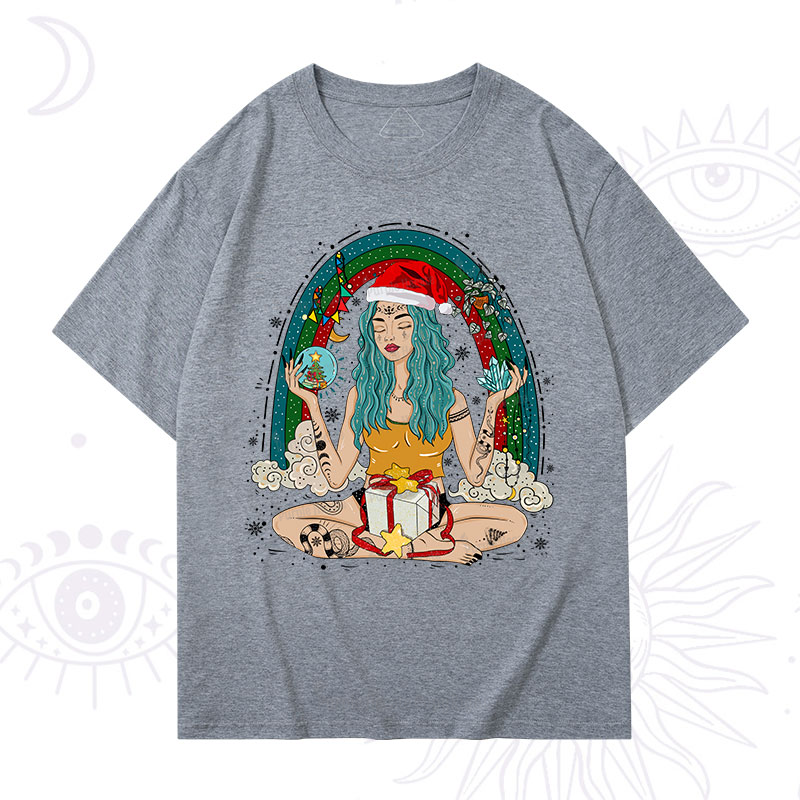 Purplehecate Christmas  I'm The Queen Of All My Dreams T-Shirt