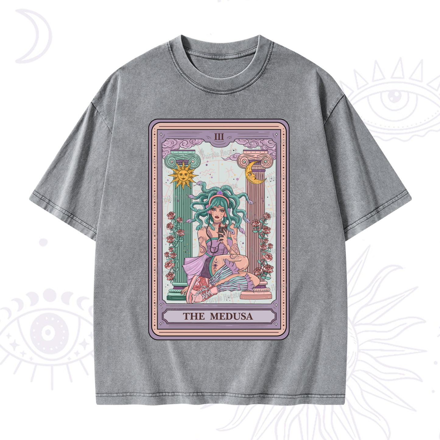 Purplehecate The Fashionable Medusa Tarot Card Washed T-Shirt
