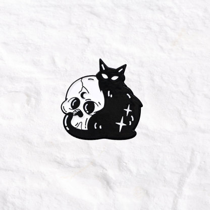 Purplehecate Spooky Cat and Skull Pin