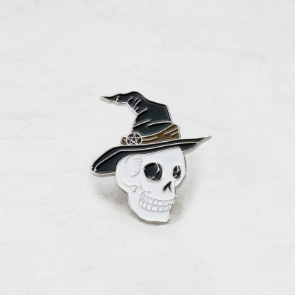 Purplehecate Skull With Hat Pin