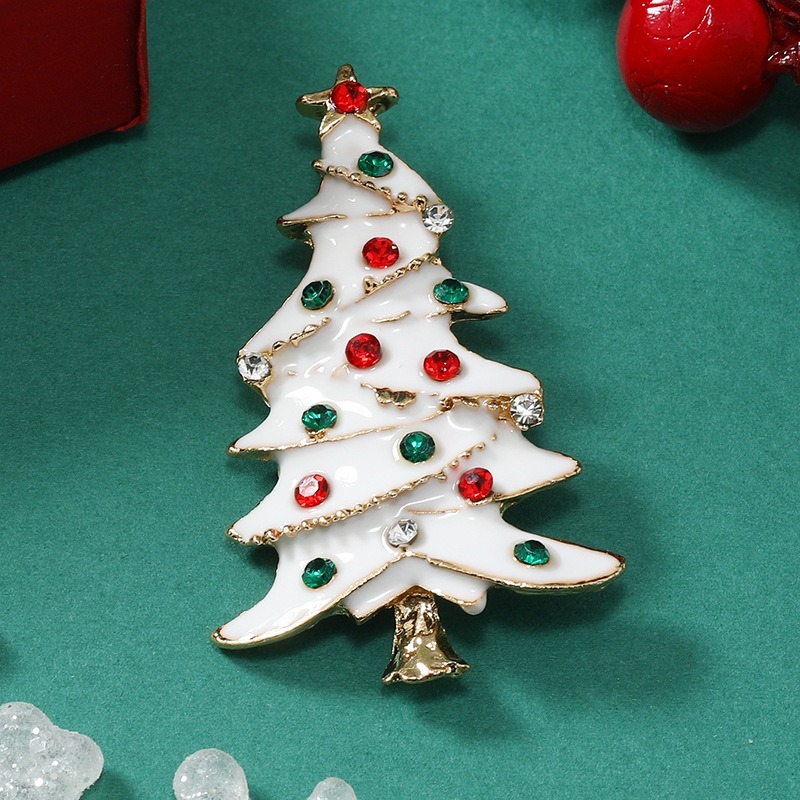 Purplehecate White Christmas Tree Pin