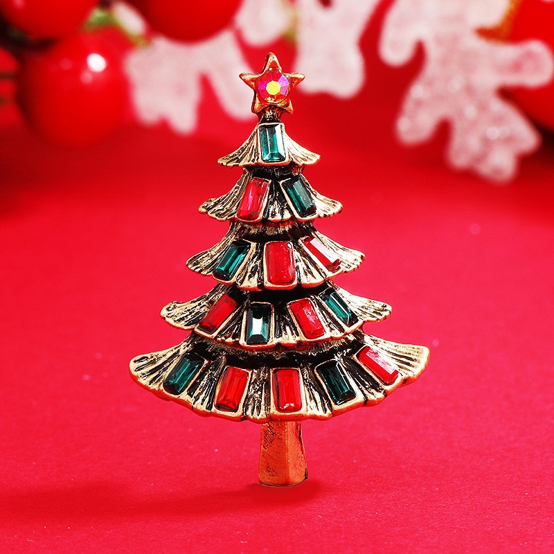 Purplehecate Christmas Tree Pin