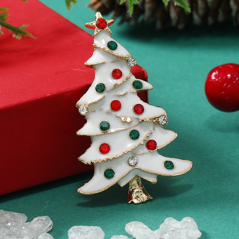 Purplehecate White Christmas Tree Pin