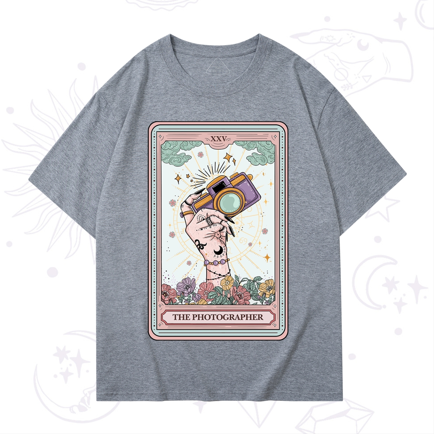 Purplehecate The Photographer Tarot Card T-Shirt