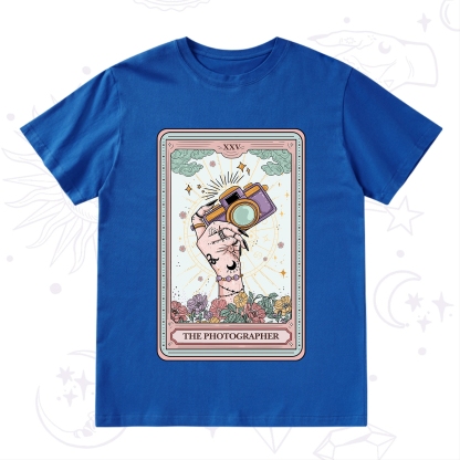 Purplehecate The Photographer Tarot Card T-Shirt