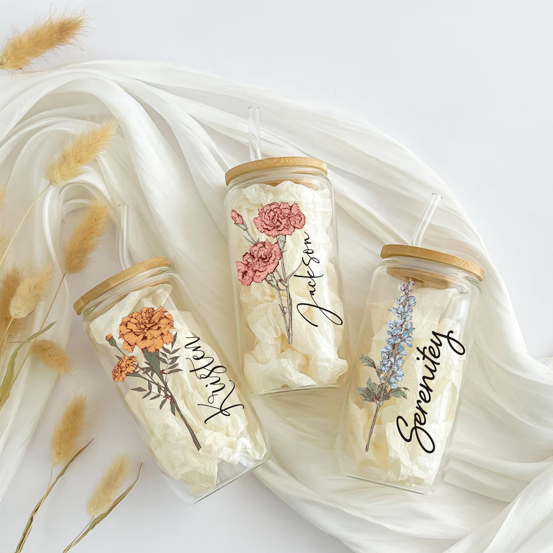 Personalized Birth Flower Tumbler With Name, Birth Flower Glass, Coffee Cup, Mothers Day, Gifts for Her , Bridesmaid Proposal, Party Favor