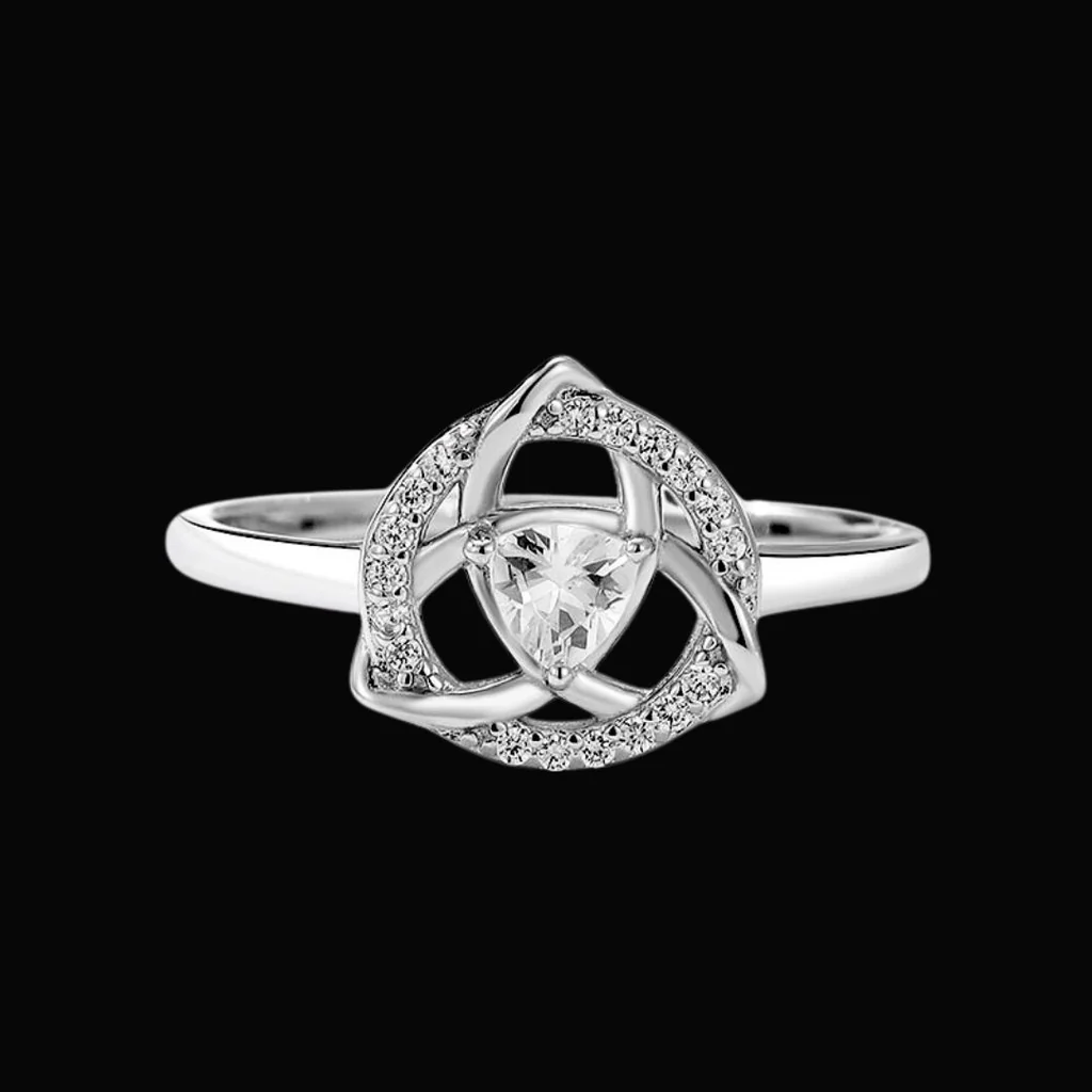 Triquetra Ring of Unity