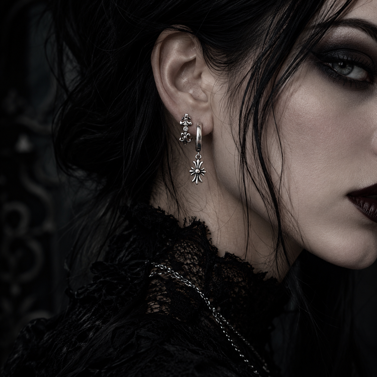 Noir Bloom Earrings