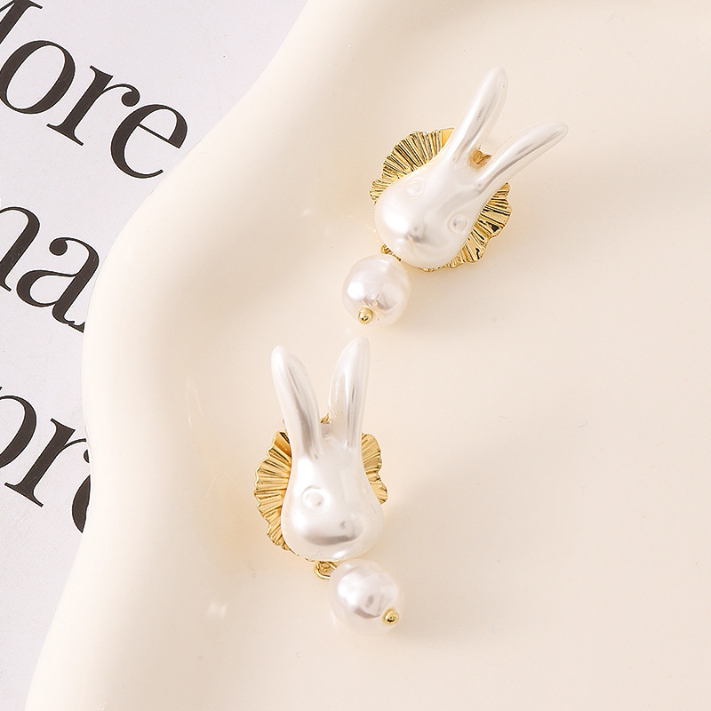 Moonlight Bunny Pearl Earrings