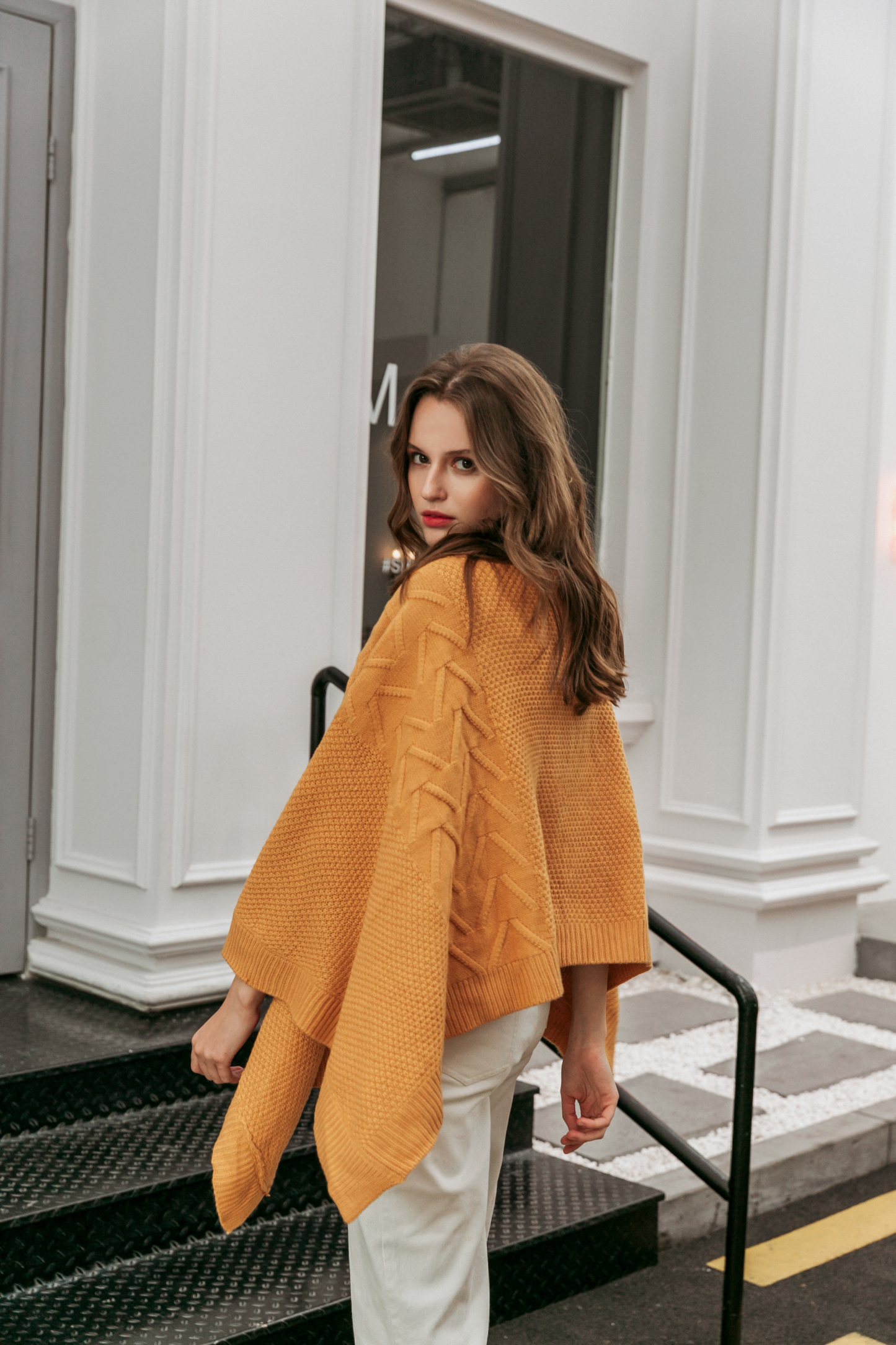 Turtleneck Batwing Sleeve Asymmetric Knitted Sweater