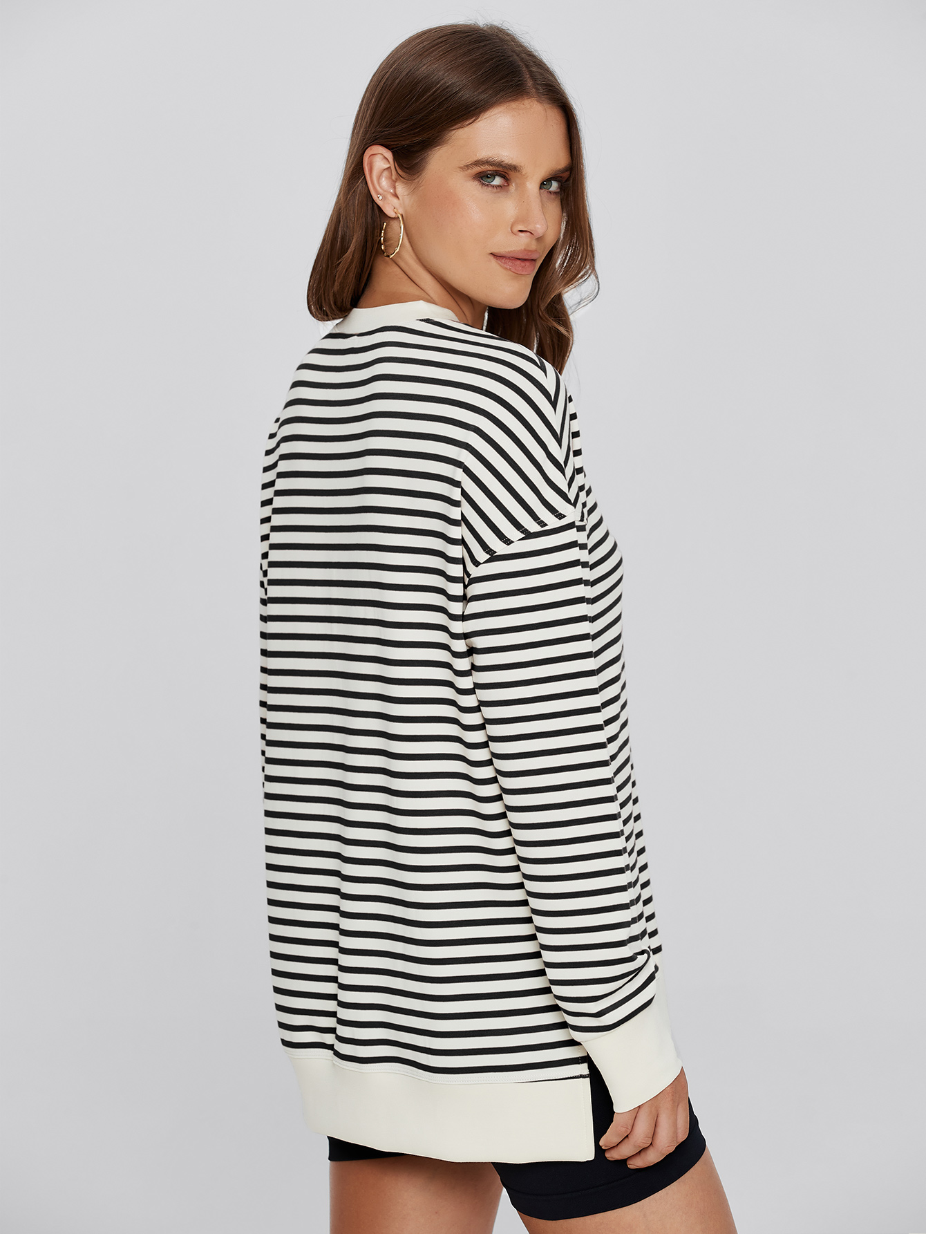 Crewneck Striped Pullover Sweatshirt