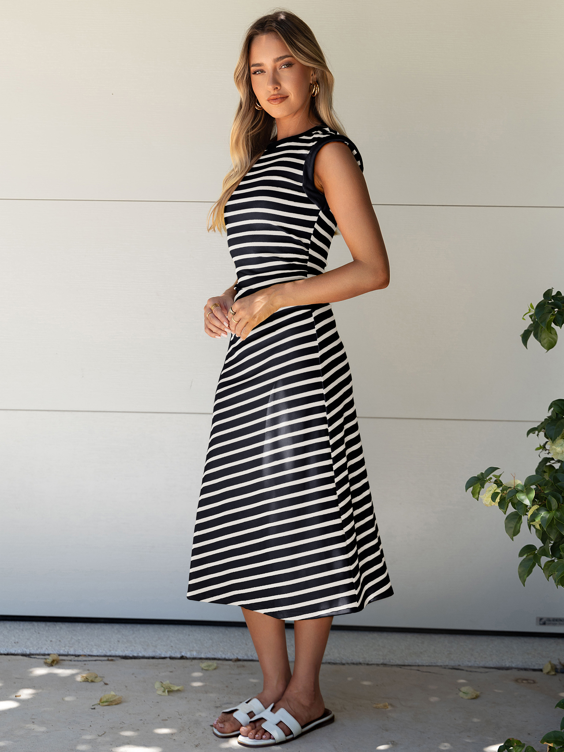 Striped Sleeveless Crew Neck A-Line Midi Dress