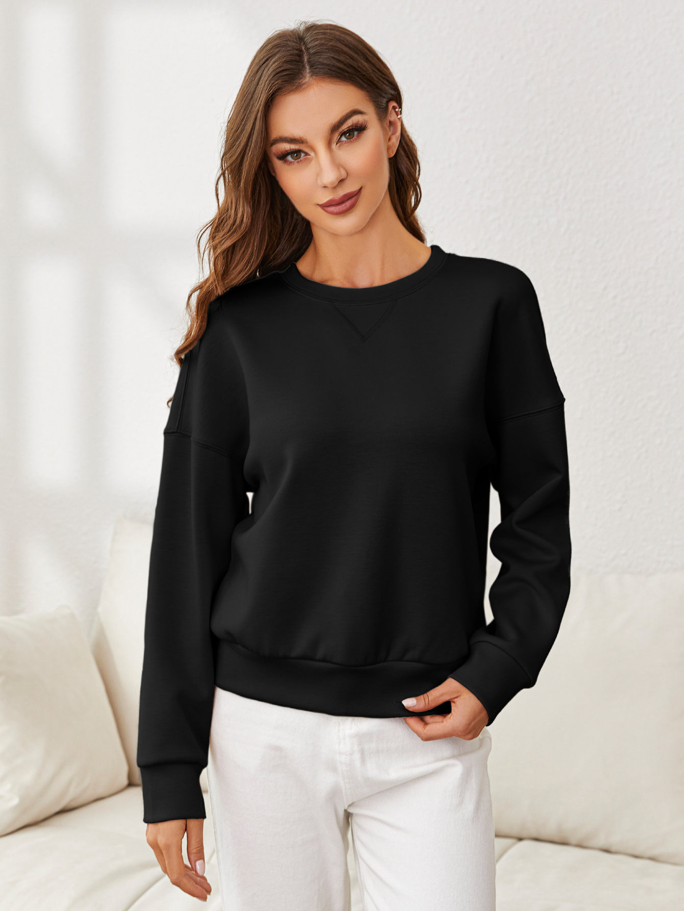 Solid Crewneck Long Sleeve Pullover Sweatshirt - Black