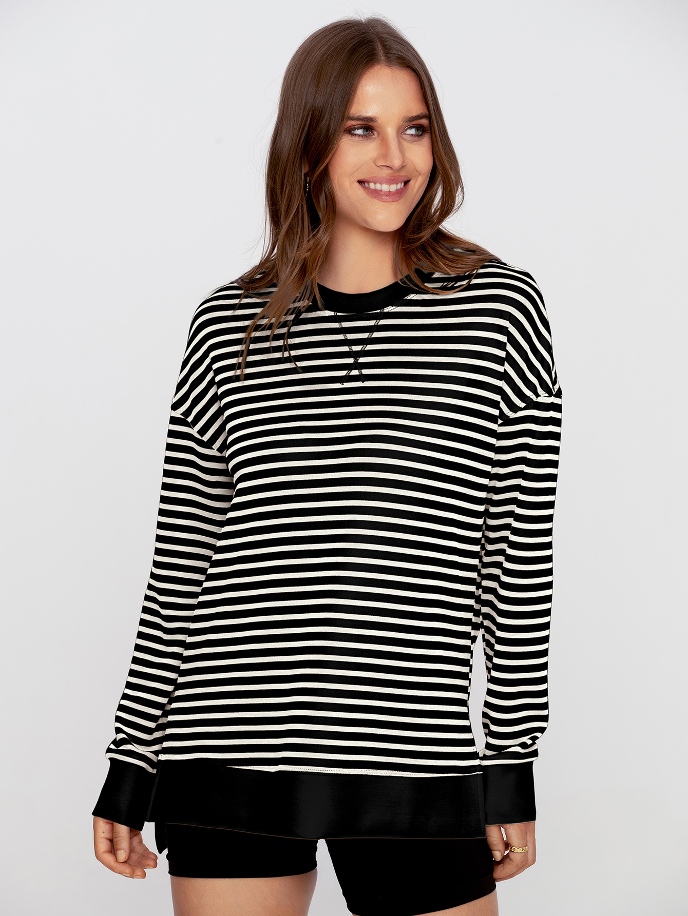 Crewneck Striped Pullover Sweatshirt - Striped-Black White