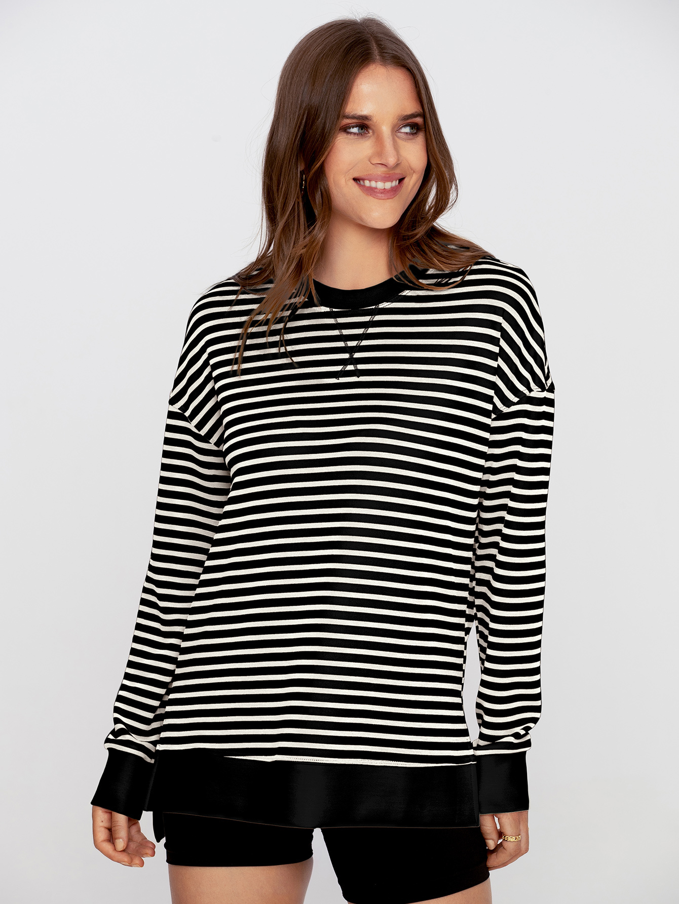 Crewneck Striped Pullover Sweatshirt - Striped-Black White