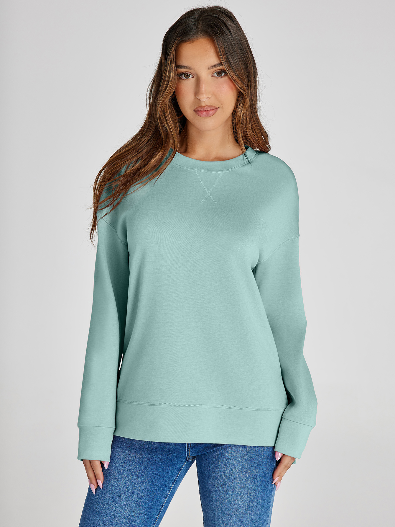 Crewneck Raglan Long Sleeve Loose Sweatshirt - Light Blue