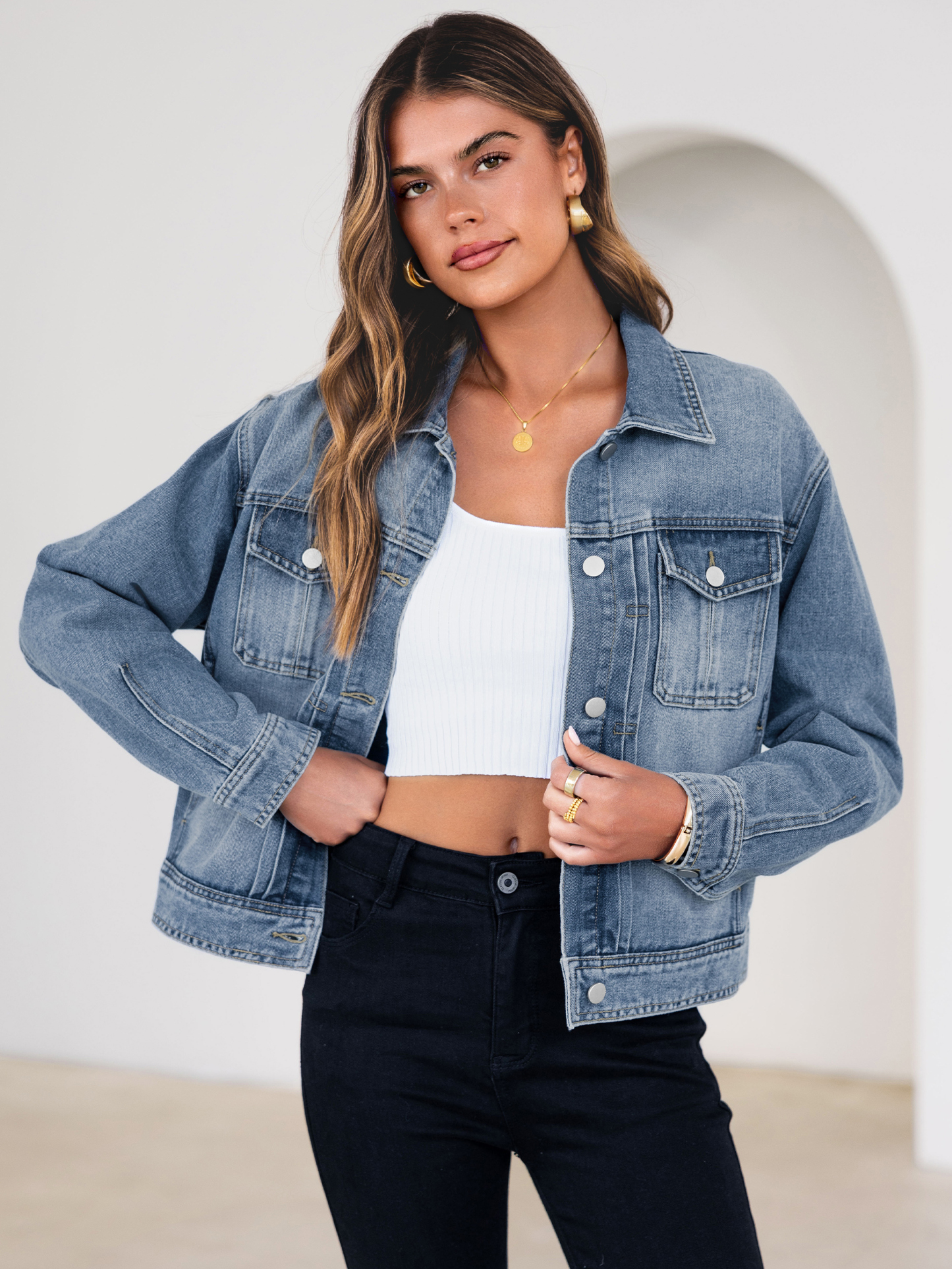 Classic Denim Trucker Jacket with Chest Pockets