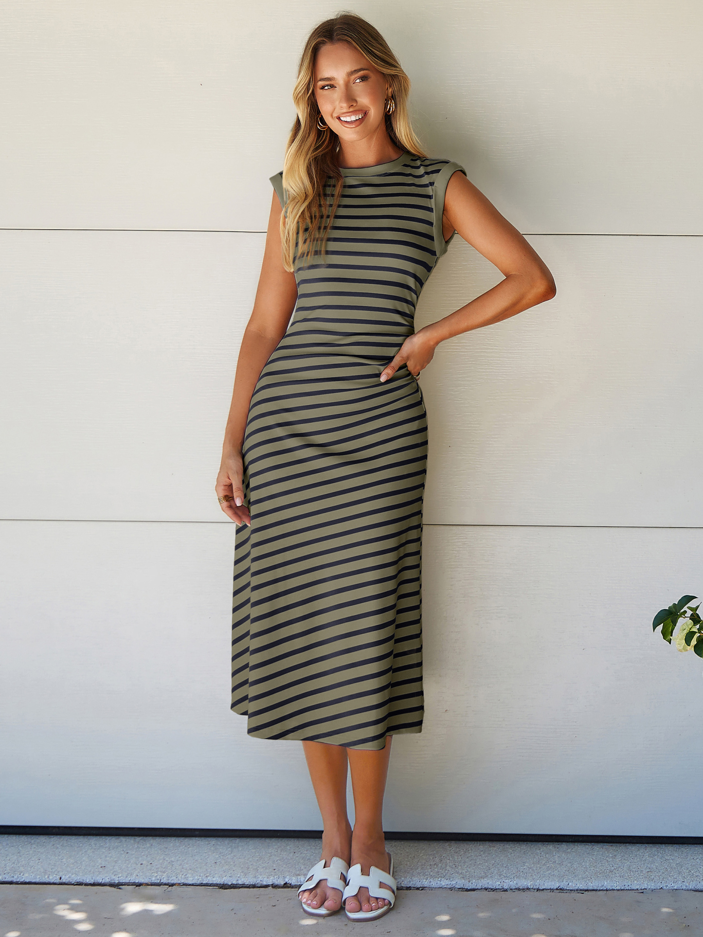 Striped Sleeveless Crew Neck A-Line Midi Dress - Army Green