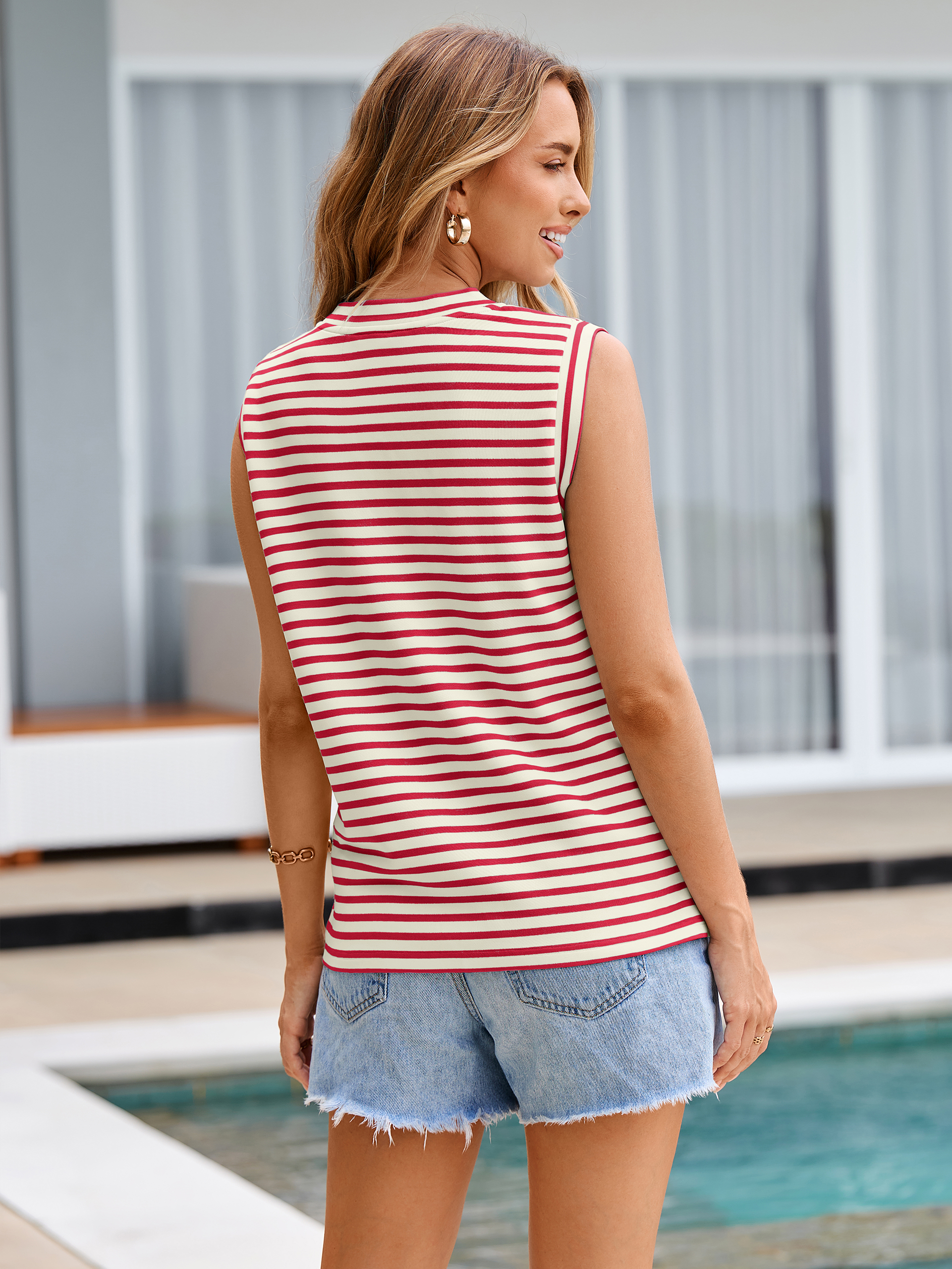 Sleeveless Striped Crew Neck Tank Top with Side Slits