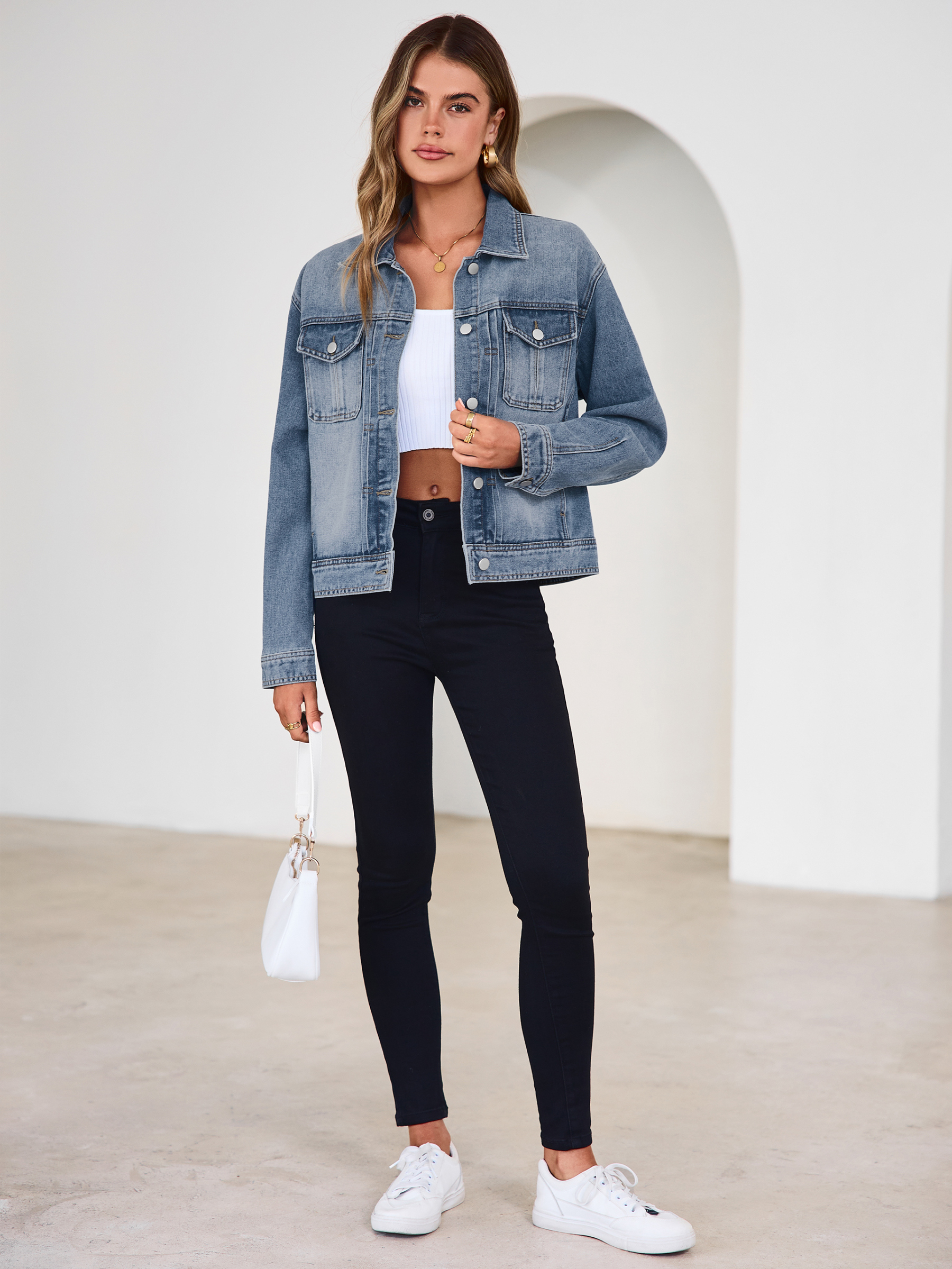 Classic Denim Trucker Jacket with Chest Pockets