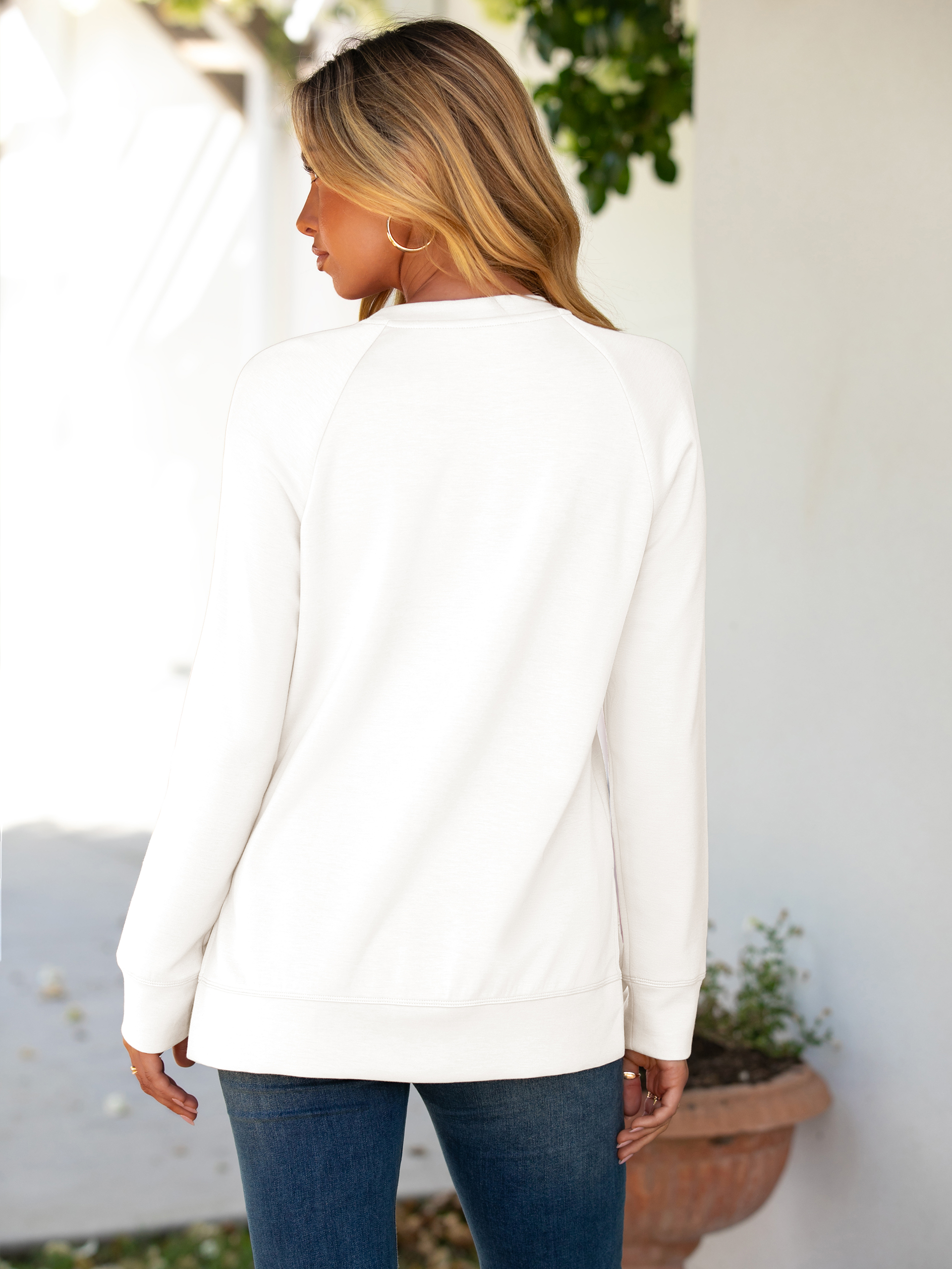 Solid Crewneck Raglan Long Sleeve Sweatshirt