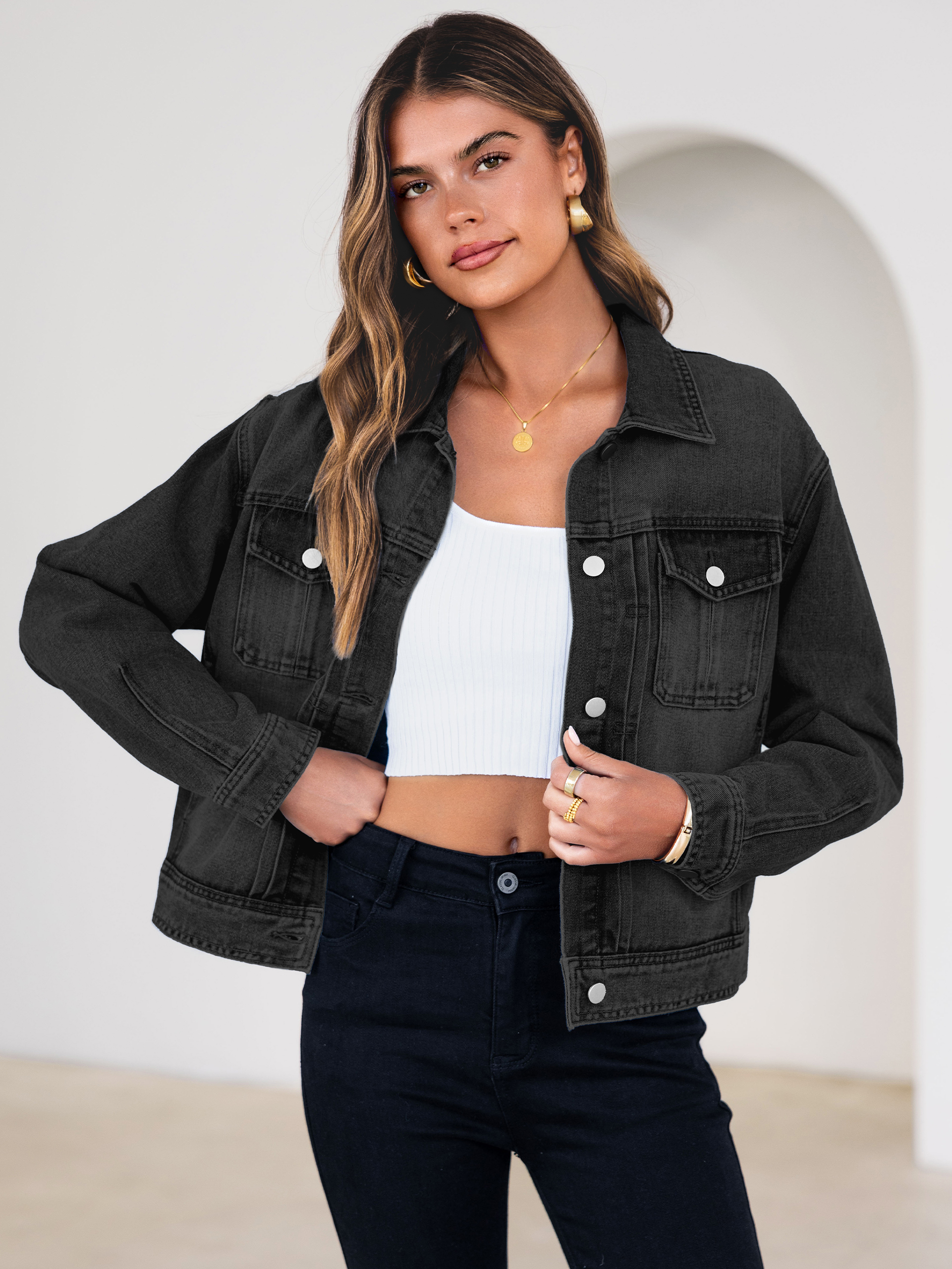 Classic Denim Trucker Jacket with Chest Pockets