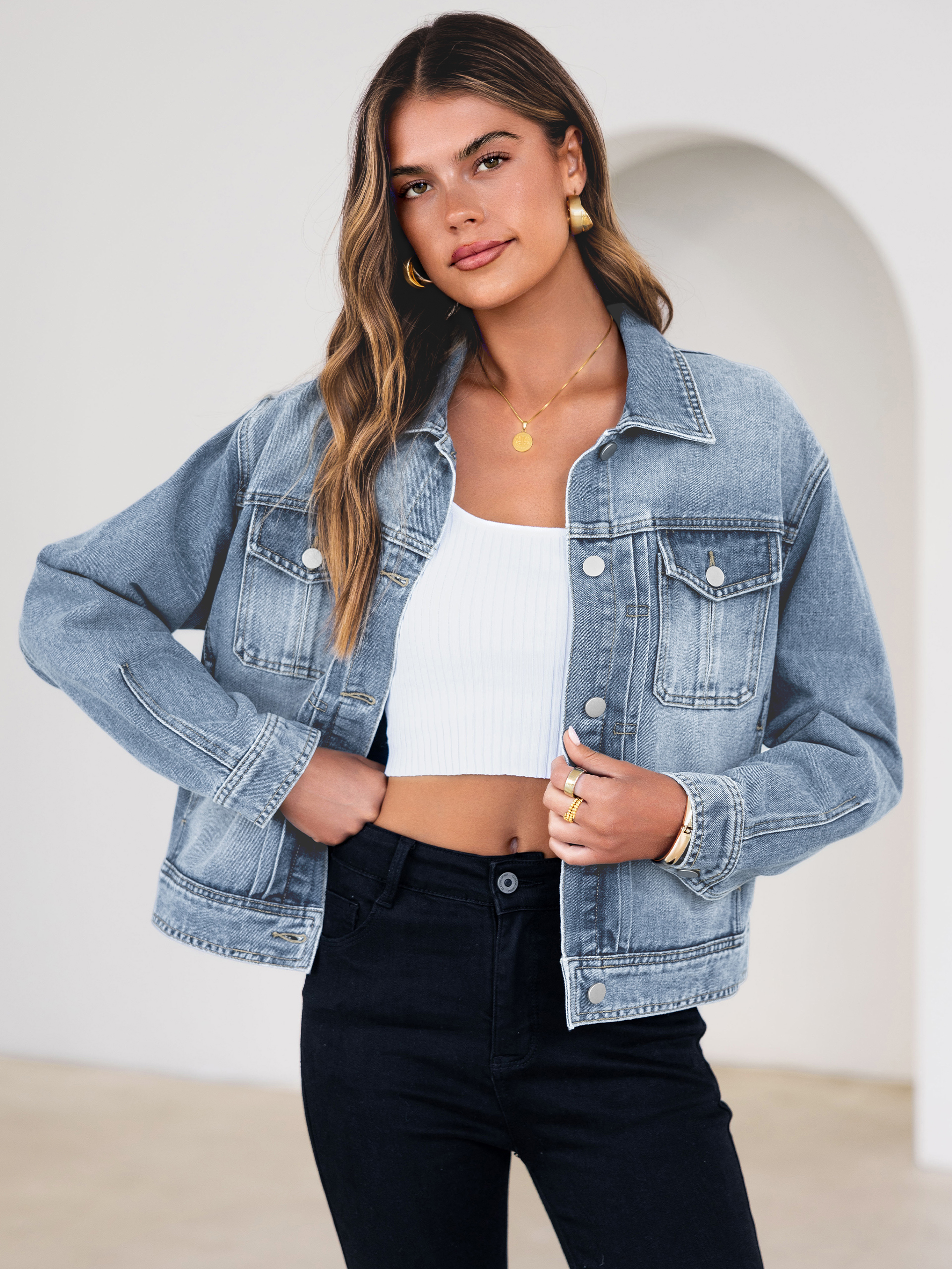 Classic Denim Trucker Jacket with Chest Pockets