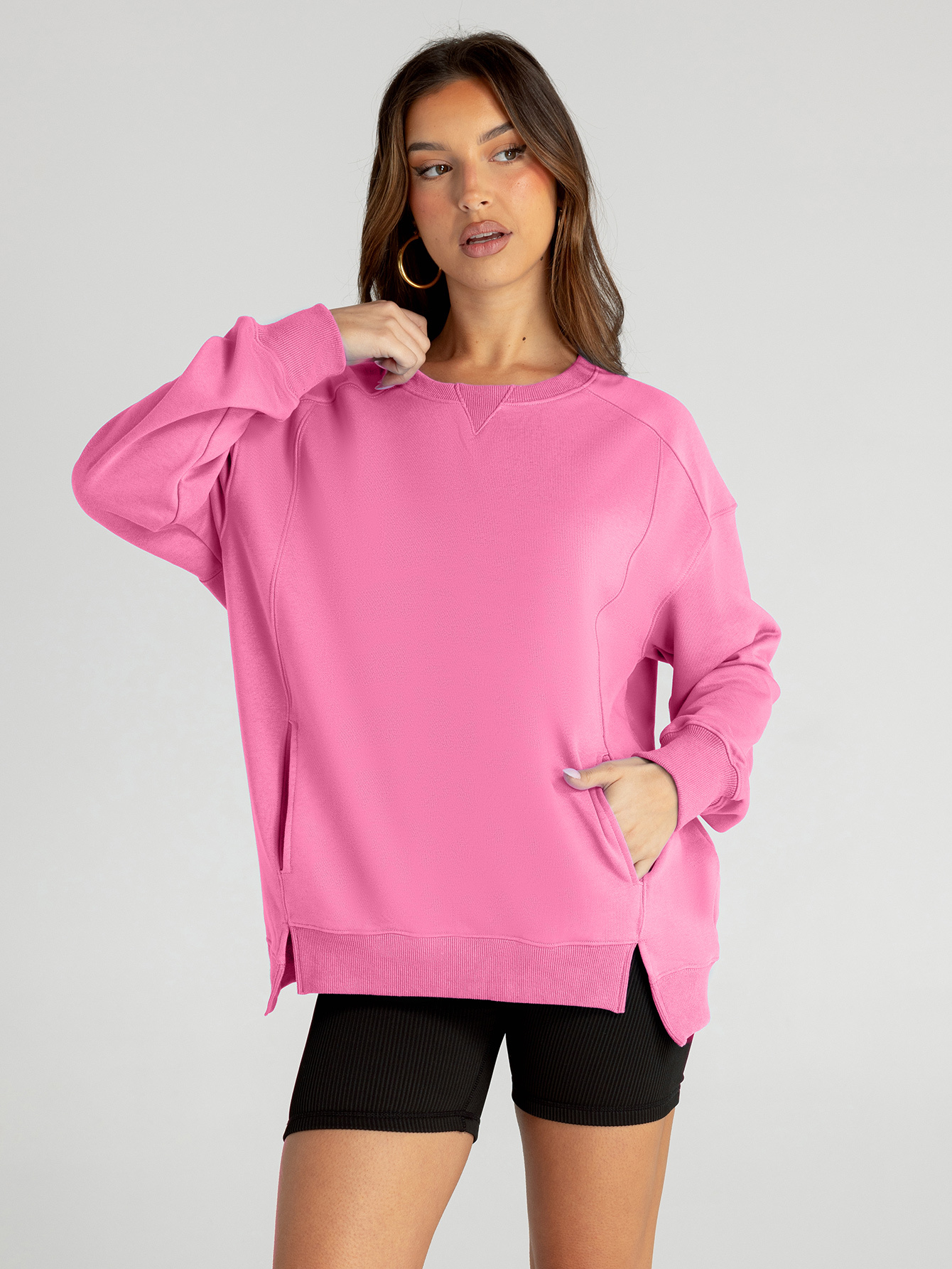 Oversized Crew Neck Pullover with Pockets