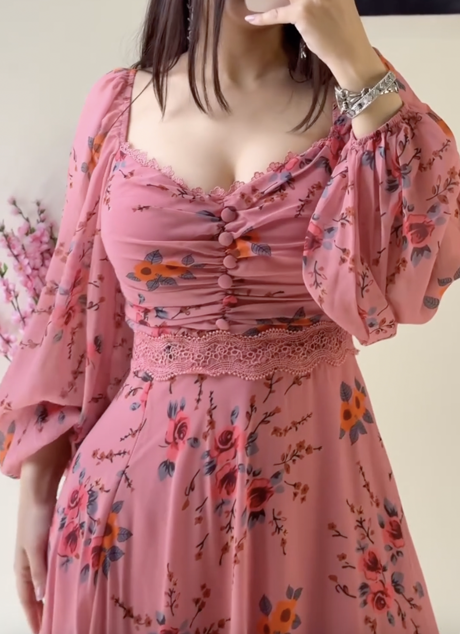 Gorgeous Chiffon Printed Long Sleeves Maxi Dress