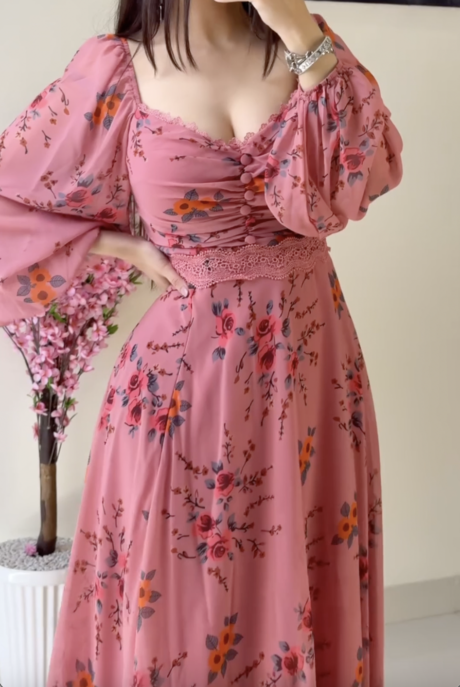 Gorgeous Chiffon Printed Long Sleeves Maxi Dress
