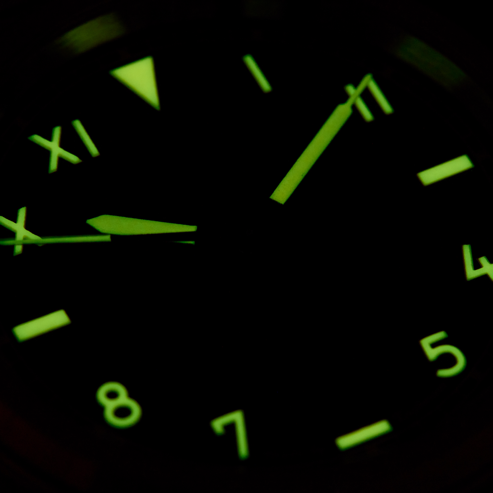 Voyager 40MM | Black