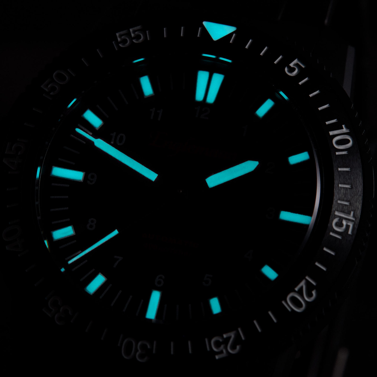 Endeavour 40MM | Black