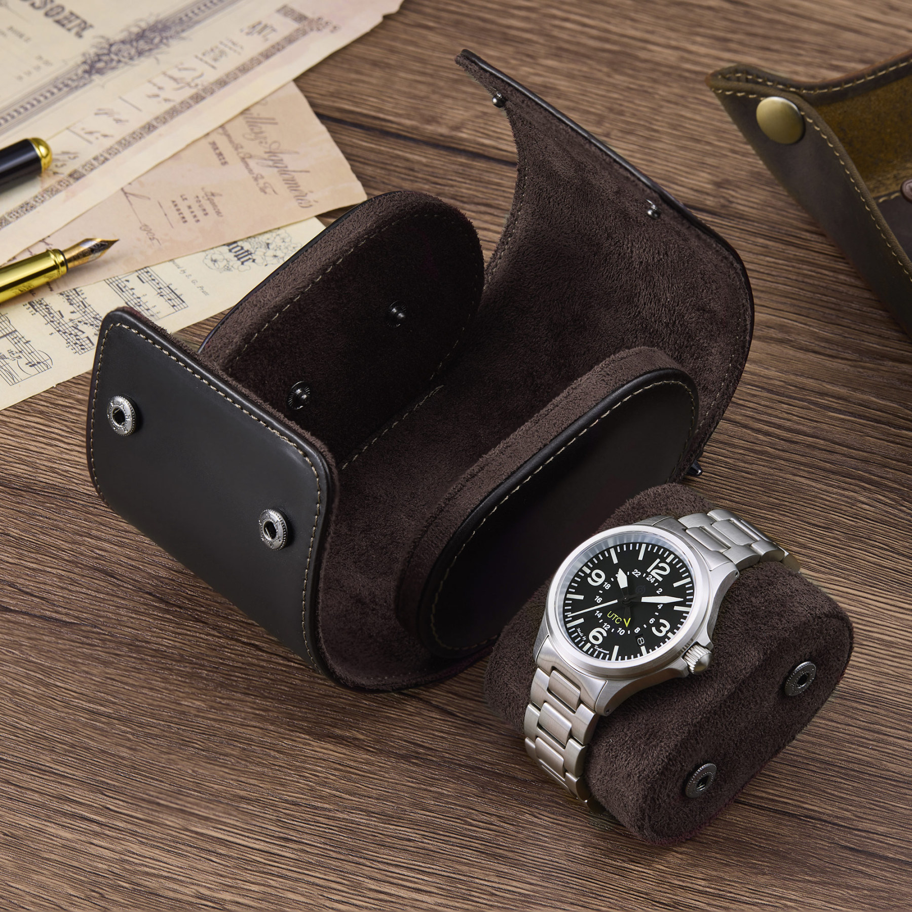 Waxed Leather Carrying Case