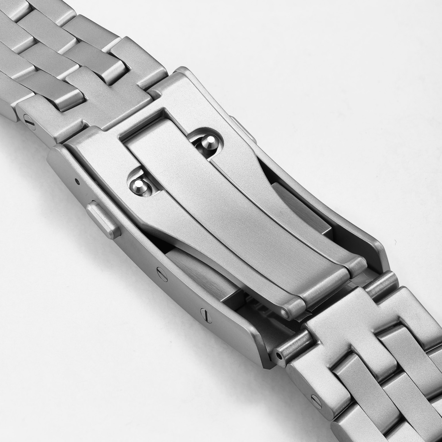 Vanguard UTC 40MM | Black