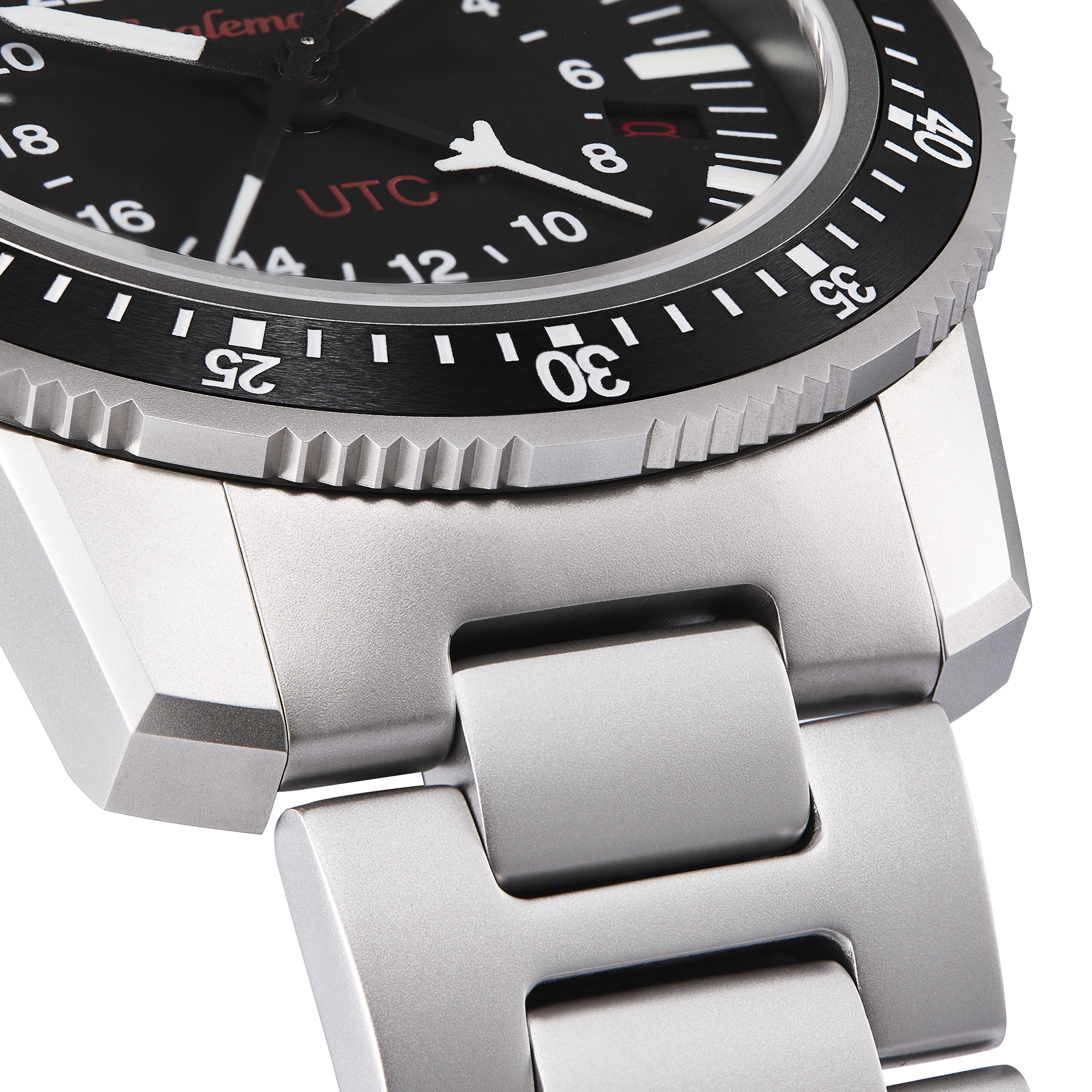 Vanguard UTC 40MM | Black