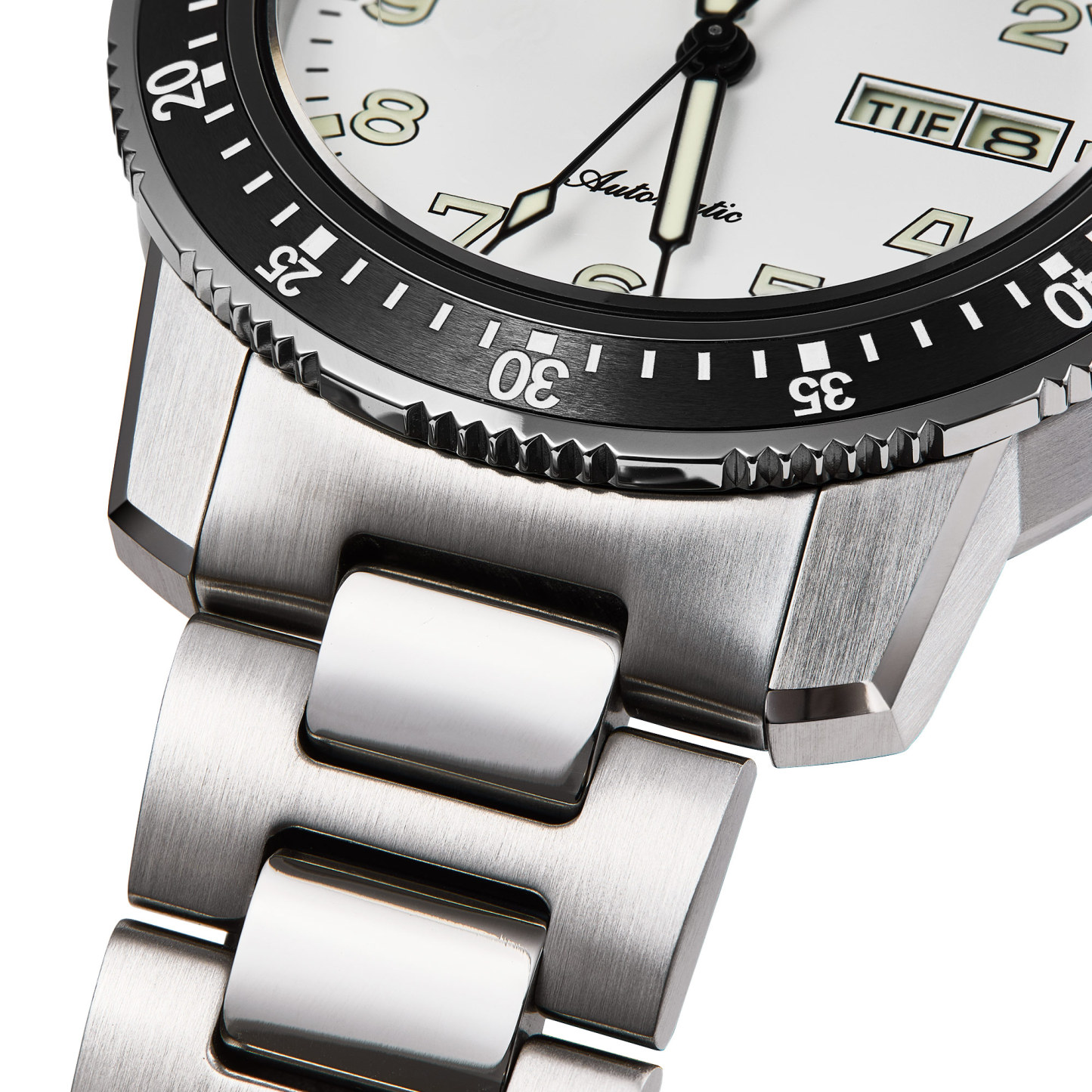 Enterprise 40MM | White