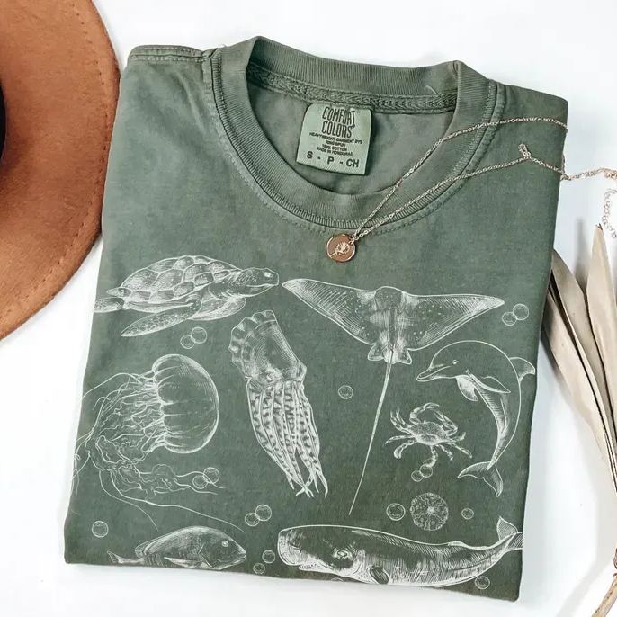 Sea Animals 90s Vintage Style T-shirt