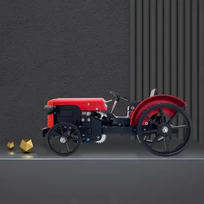 Metal Tractor Model Kit DM616