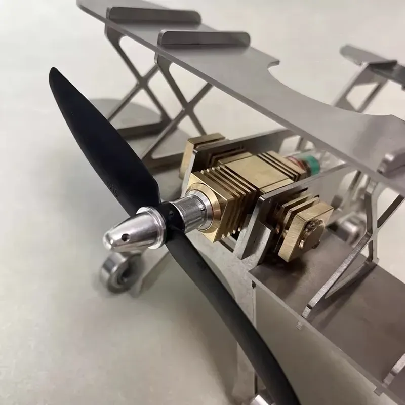 Stirling Engine Model Glider