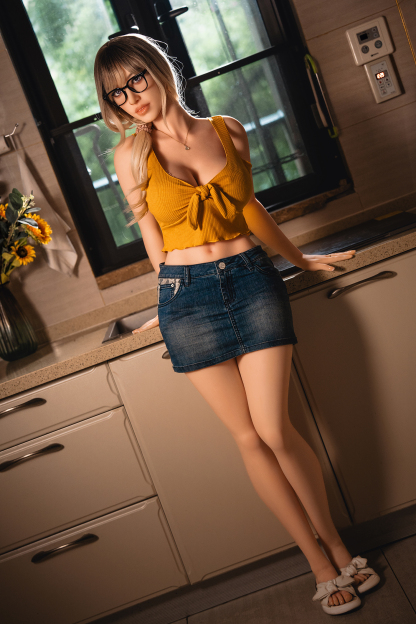 Isabella - 5ft7 (170cm)  High Quality Small Breasts Life-Like TPE Sex Doll