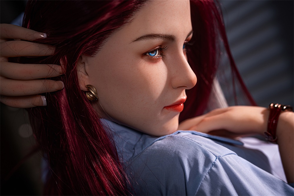 Ilona - 5ft 6.5/169cm Office Sex Doll With Option To Add Blowjob E-Hips Sucking 3 In 1