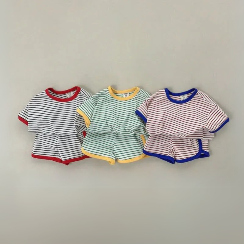 Kid 2-Piece Striped Lovely Set