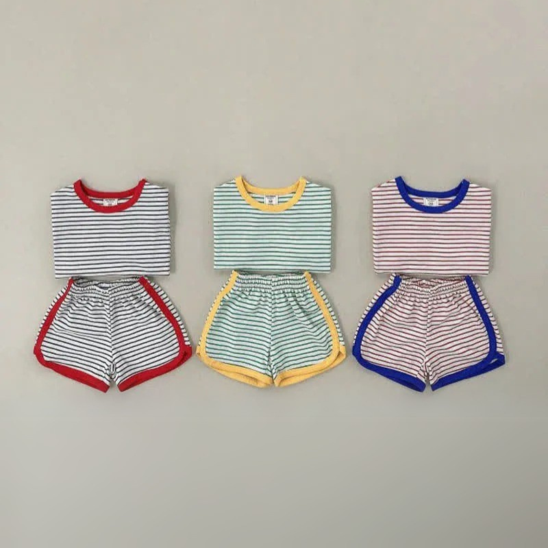 Kid 2-Piece Striped Lovely Set