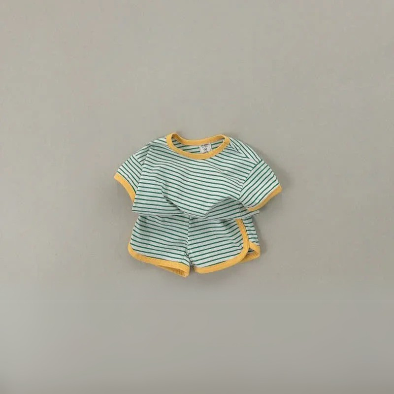 Kid 2-Piece Striped Lovely Set