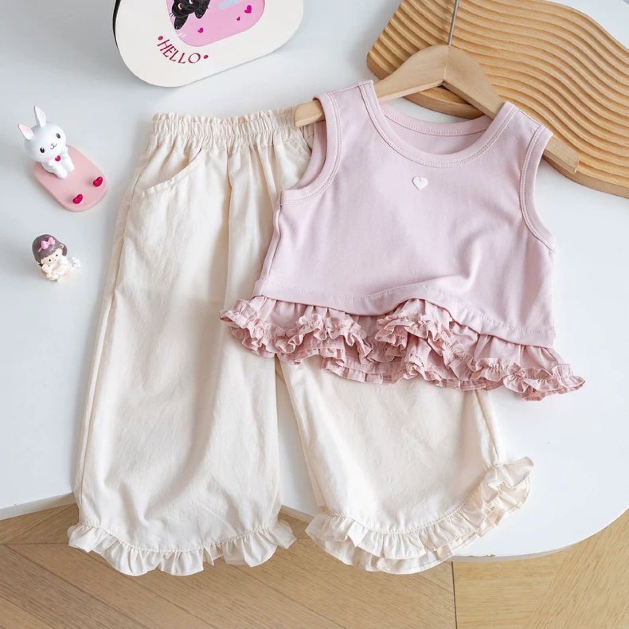 Kids Heart Frilled Edge 2-Piece Set