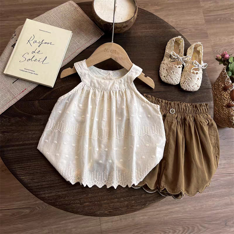 2-Piece Toddler Girls' Halter Shorts with Lace Set