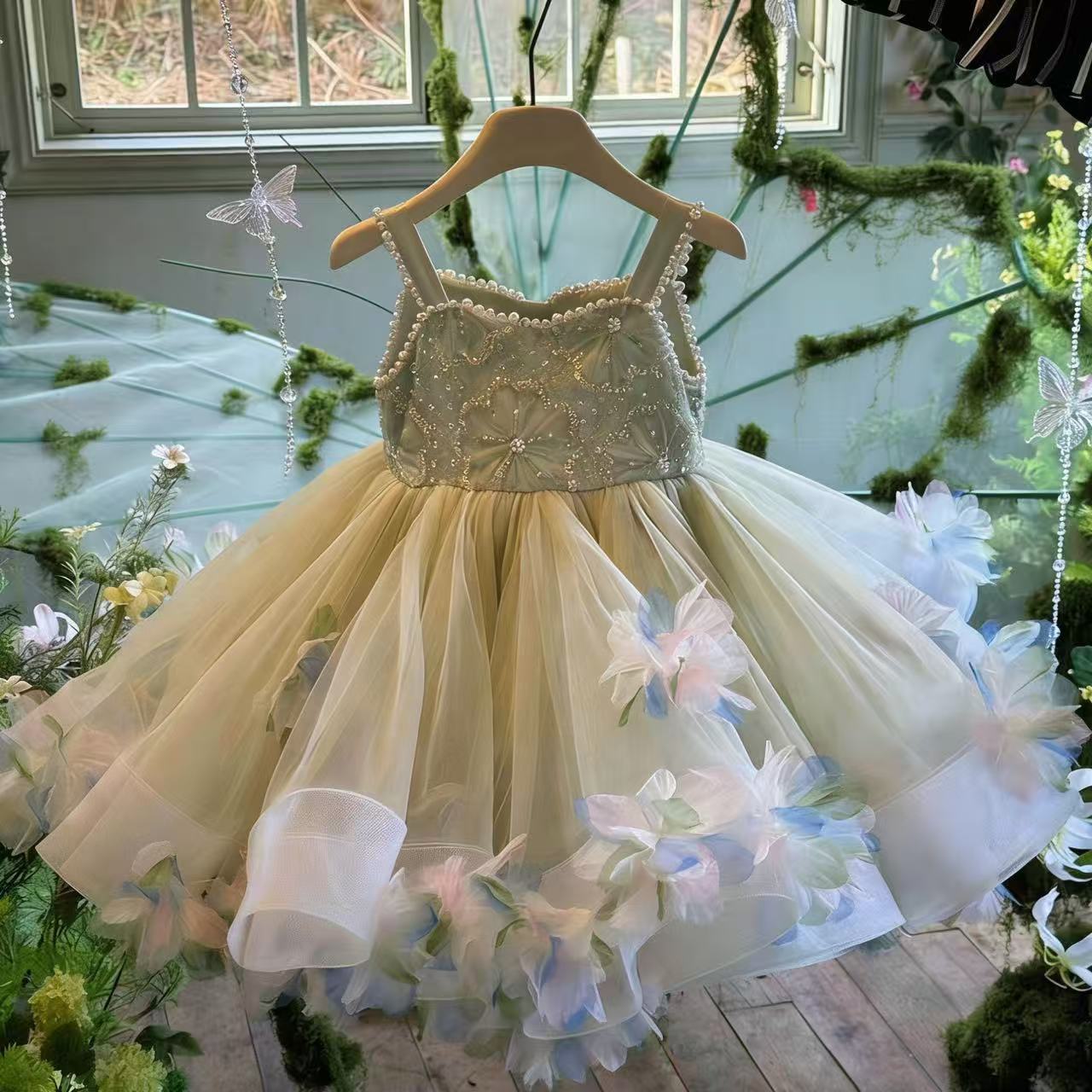Kids 3D Floral Embroidery Pearl Tulle Dress