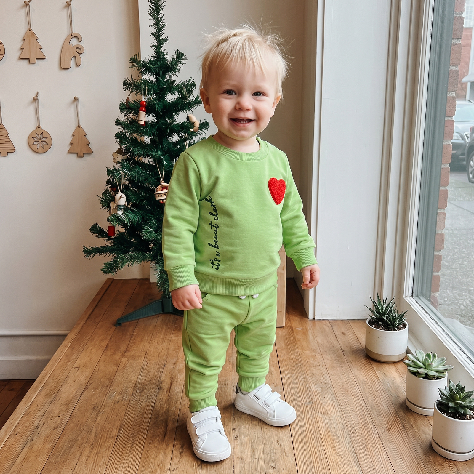 Baby Christmas Letter Heart Embroidery 2-Piece Set