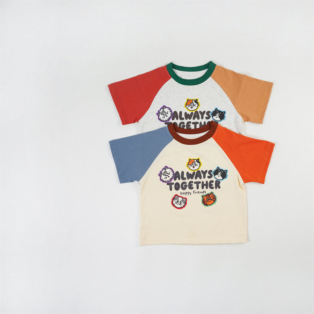 Kids Cartoon Cats Print Contrasting Colors T-shirt